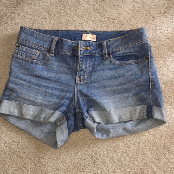 GAP Pants - GAP Jean Mini Shorts GAP Pants - GAP Jean Mini Shorts